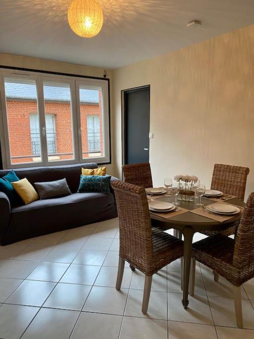 Superbe Appartement Entre Mer Et Ville Dieppe Exteriör bild